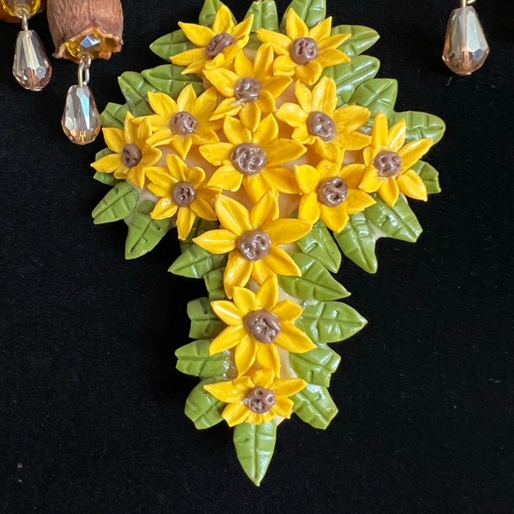 🌻 BEAUTIFUL HANDNADE NECKLACE - Picture 3 of 9